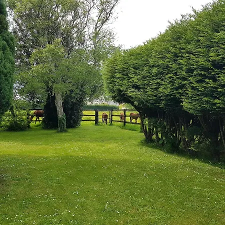 Jolie Maison En Pierre Proche De La D'omaha Vierville-sur-Mer