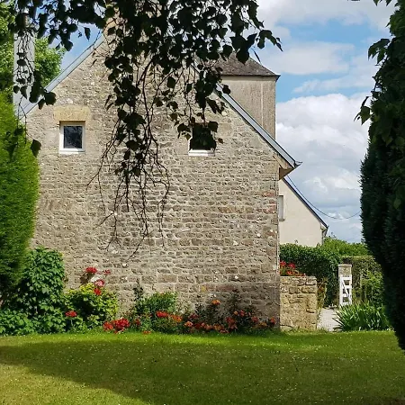 Hébergement de vacances Jolie Maison En Pierre Proche De La D'omaha