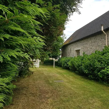 Hébergement de vacances Jolie Maison En Pierre Proche De La D'omaha
